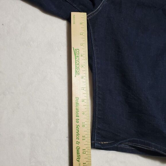 LEVI'S CLASSIC JEAN SHORTS Women's Size 30 Blue BERMUDA DENIM - Picture 8 of 8